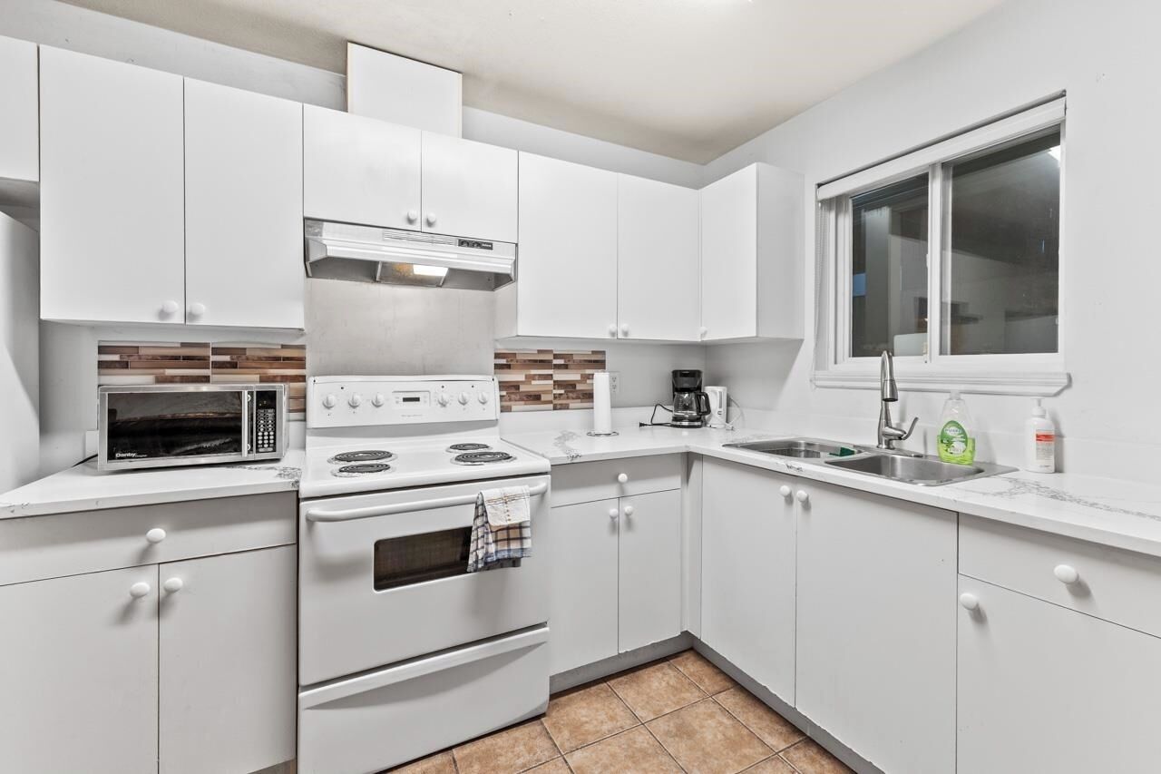 ファミリー スイート ベッドルーム (複数) | 専用キッチン | 電子レンジ、トースター、冷凍庫