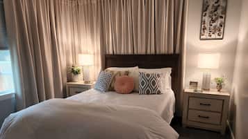 3 bedrooms, iron/ironing board, travel crib, free WiFi