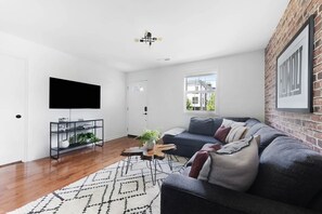 Smart TV, books, offices