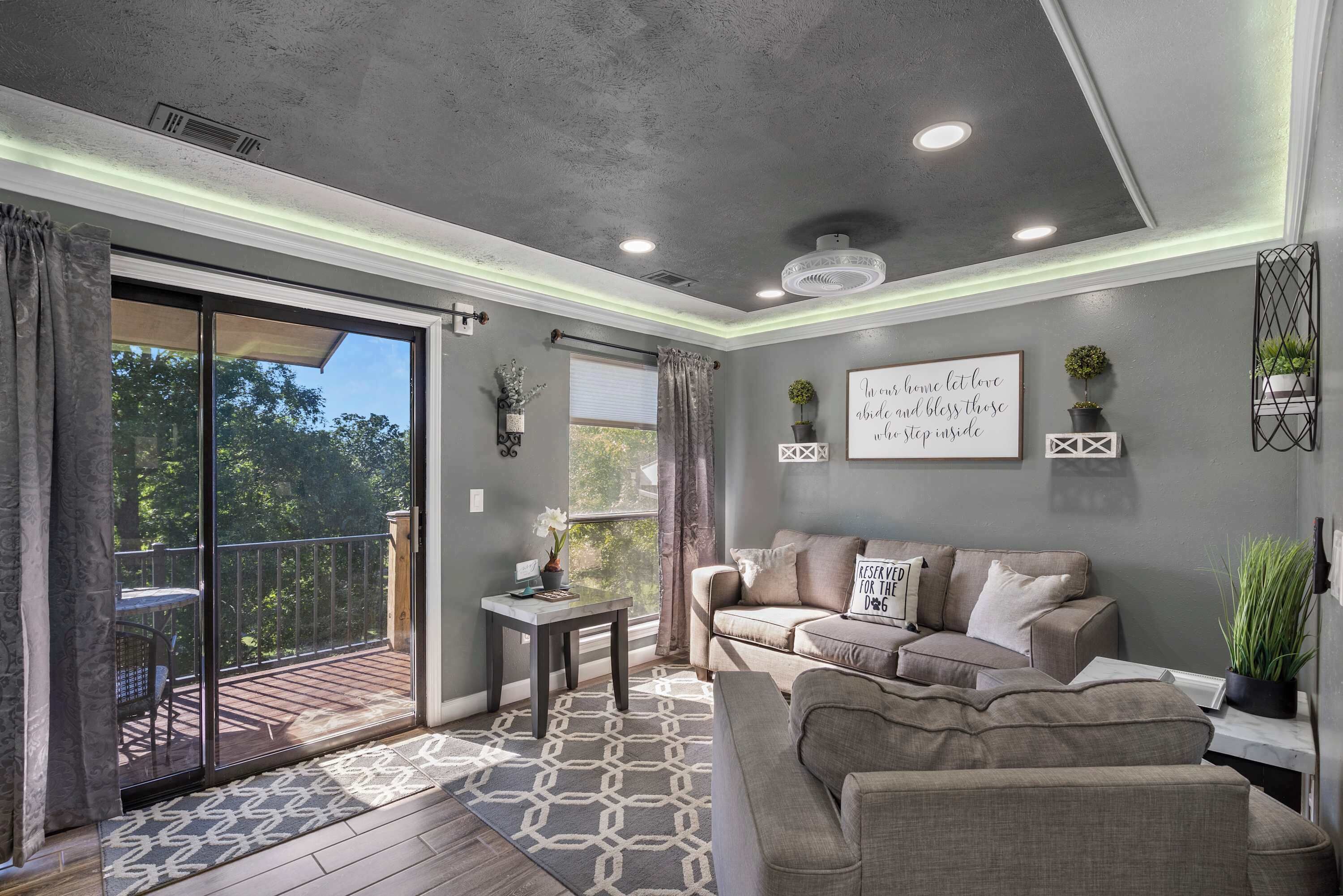 Condo, 1 King Bed with Sofa bed, Balcony, Golf View (Retreat at the Pointe) | Living area | 42-inch flat-screen TV with digital channels, fireplace