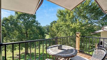 Condo, 1 giường cỡ king và sofa giường, ban công, quang cảnh sân golf (Retreat at the Pointe) | Khuôn viên nơi lưu trú