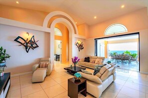 Interior - Villa Magic Time - Oceanfront (Willibrordus)