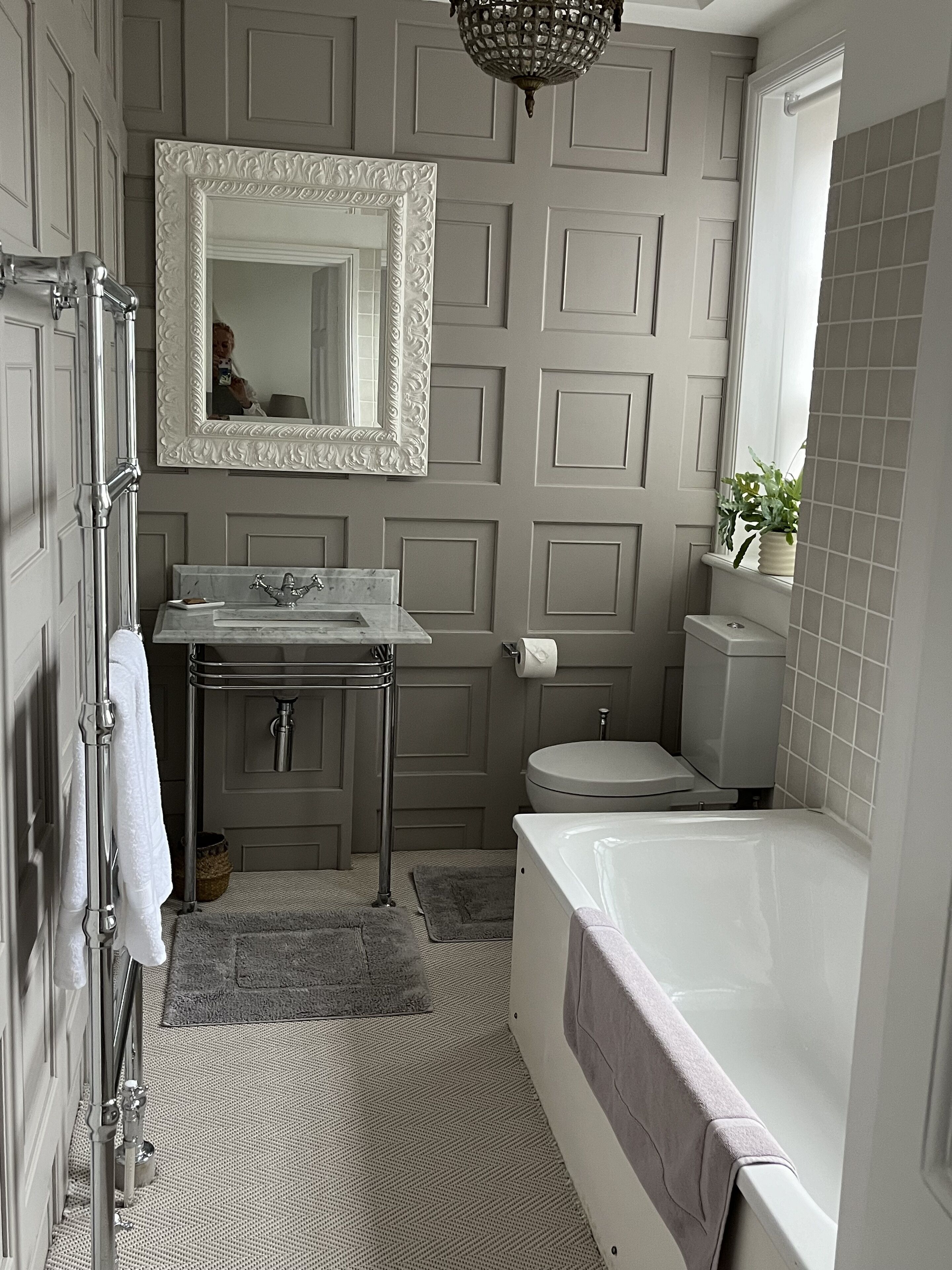 Combined shower/tub, hair dryer, towels, soap