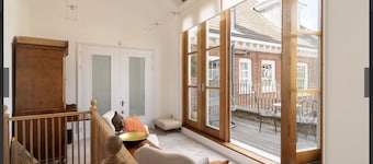 Exclusive Apartment with terrace, garage, gym in Georgian Residence well located