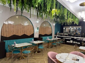 Restaurant - Alison Hotel Baku (Baku)