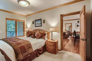 Condo, Multiple Beds, Fireplace, Mountain View (Snowflake Sanctuary) | 3 bedrooms, individually decorated, individually furnished, free WiFi