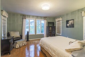 3 soveværelser, Wi-Fi, sengetøj