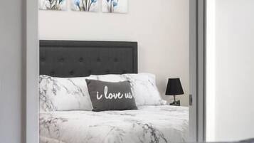 2 dormitorios, tabla de planchar con plancha, wifi y ropa de cama