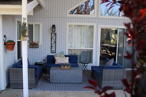 Terrace/patio - Private Home at the foot of Yosemite National Park (Mariposa)