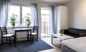 Apartment, 1 Twin Bed | 1 bedroom, free WiFi, bed sheets