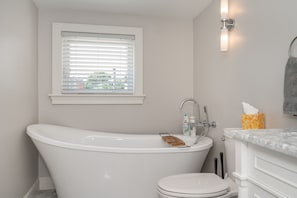 Bathroom - River City Nest #2 (Covington)