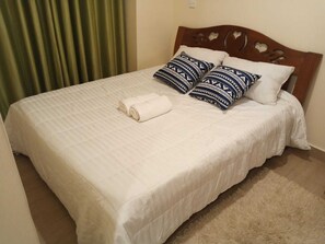 1 chambre, bureau, fer et planche Ă repasser, Wi-Fi gratuit