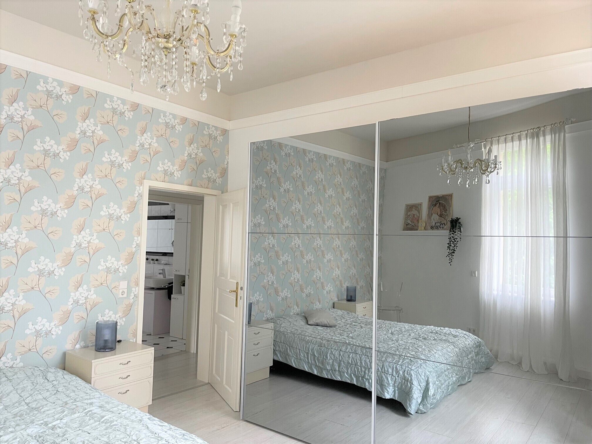 2 Schlafzimmer, Schreibtisch, Bügeleisen/Bügelbrett, WLAN