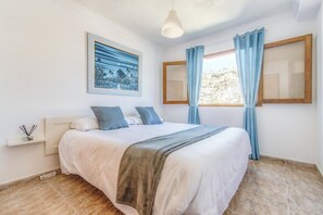 2 soverom, strykejern/-brett, wi-fi og sengetøy