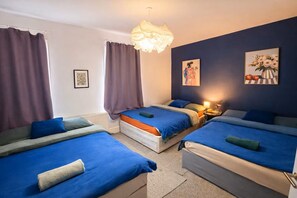 4 bedrooms, WiFi, bed sheets