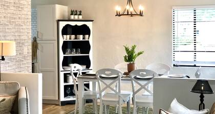 Cozy Farm-style Home near Downtown Ocala