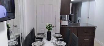 Nice 1 bedroom +den apartment in Markham near everything