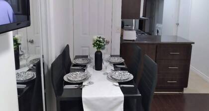 Nice 1 bedroom +den apartment in Markham near everything