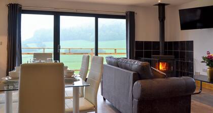 Offa's Dyke Lodge - UK10835