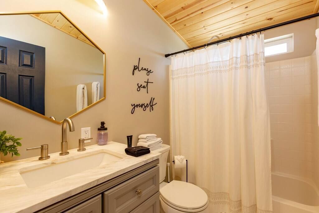 Hårtørrer, håndklæder, Sæbe, Shampoo