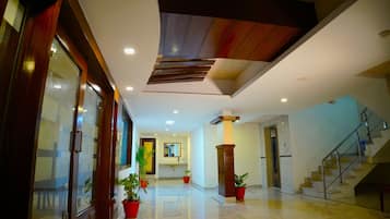 24-inch Smart TV with digital channels, TV