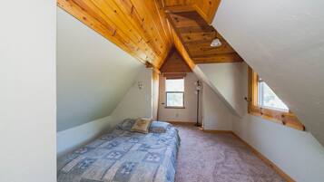 4 chambres, lit parapluie, Wi-Fi, draps fournis