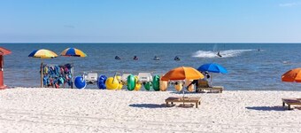 POOL & HOT TUB! Minutes to Beach! Close to Biloxi & Casinos! Backyard Oasis!