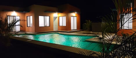Piscina all'aperto
