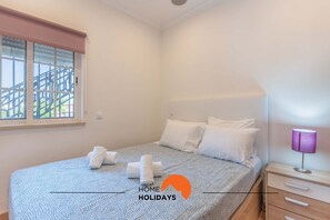 2 Schlafzimmer, Zimmersafe, Bügeleisen/Bügelbrett, kostenloses WLAN