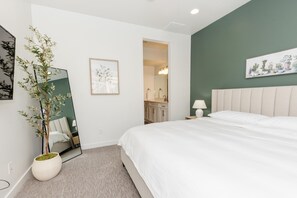 3 habitaciones, escritorio, cuna de viaje y wifi gratis 