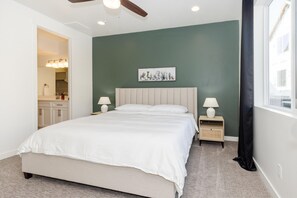 3 bedrooms, desk, travel crib, free WiFi