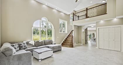 Exceptional Getaway for Family & Friends