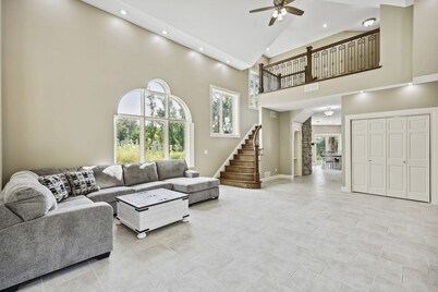 Exceptional Getaway for Family & Friends