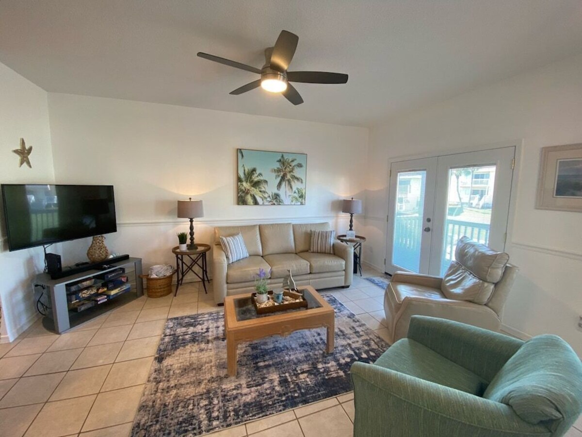 Photo 2 of Beautiful beach Condo at Sandpiper Cove Destin Florida 2 bedroom, 2 bath.