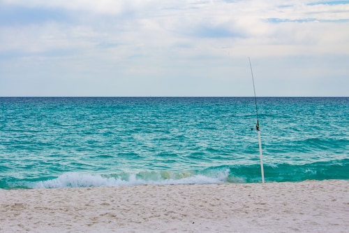 Luxurious, modernly decorated home close the beach