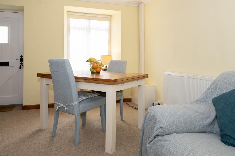 Comfy and Cosy 1BD Cottage in Crediton Devon — photo 2