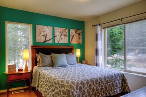 4 dormitoris, escriptori, planxa i posts de planxar i wifi gratuïta 