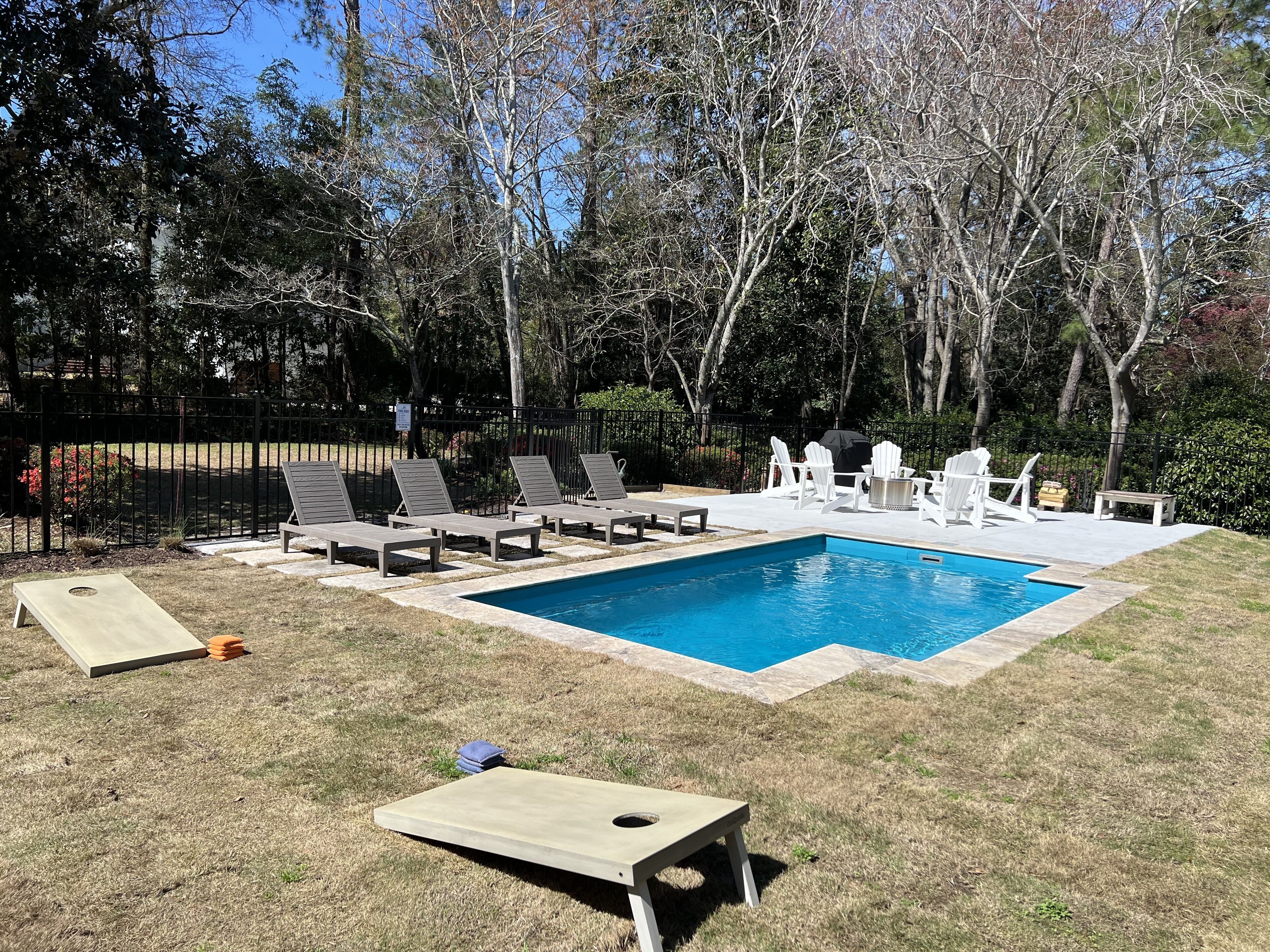 Pool 2024, Hot Tub, Near Beaches and Historic area!