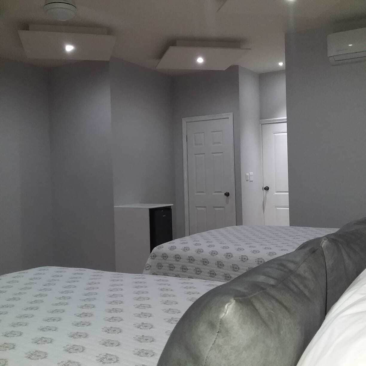 Phòng Junior | Bộ đồ giường cao cấp, chăn bông, nệm Tempur-Pedic 