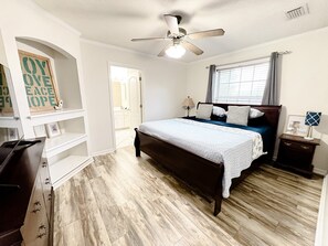 3 Schlafzimmer, Schreibtisch, Bügeleisen/Bügelbrett, kostenloses WLAN