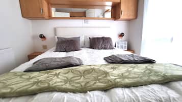 2 chambres, fer et planche Ă repasser, lit parapluie, Wi-Fi