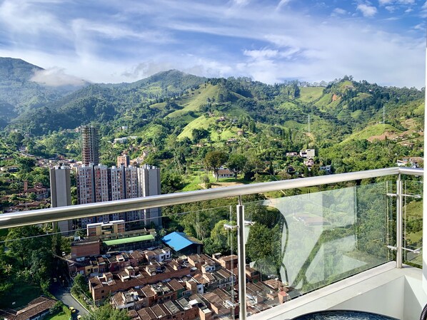 Property grounds - CE2606. Beautifull Apartment and Parking, central, beautiful view of the countryside (Sabaneta)