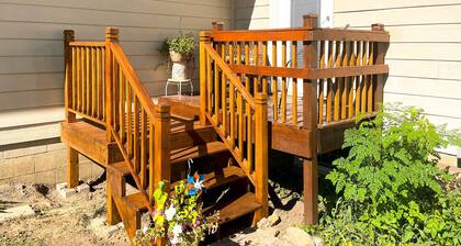 Bloomington Family Home - Private Deck & Yard