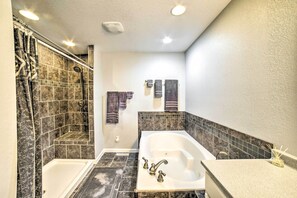 Haartrockner, Handtücher