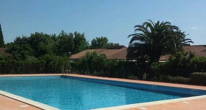 pavillon piscine dans résidence privée