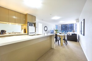 Signature Apartment | Private kitchen