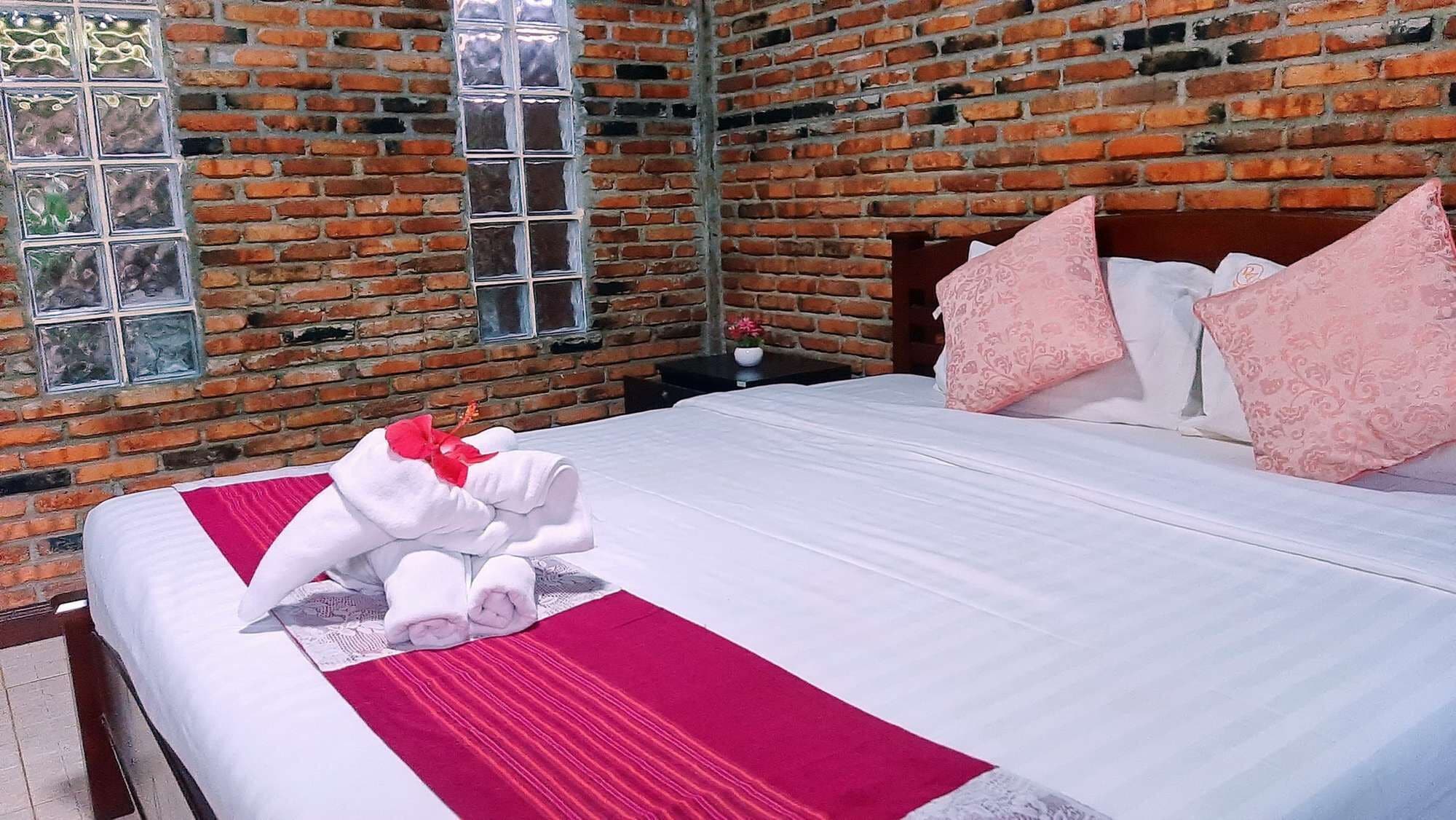 1 soverom, skrivebord, wi-fi og sengetøy