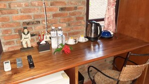 1 Schlafzimmer, Schreibtisch, WLAN, Bettwäsche