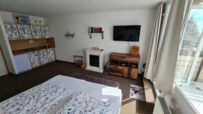 1 chambre, accès au Wi-Fi (inclus), literie fournie