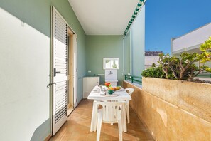Basic Apartment | Balcony - 2715 Baia Verde Apartments - Appartamento Ancora (Gallipoli)